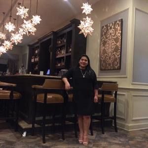 Meet your Posher, Edith